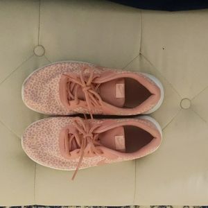 Nike leopard print athletic shoes